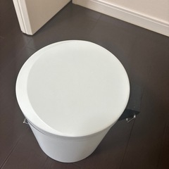 ゴミ箱の画像