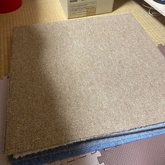 取引中　タイルカーペット50×50 の画像