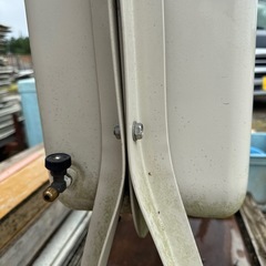 石油タンクの画像