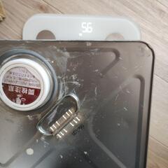 DIYセット　合計3400円　ペンキ、壁紙のり、壁紙の画像