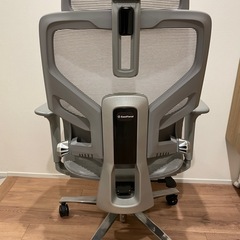 オフィスチェア EastForce LUMBIRT2.0の画像