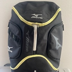 【MIZUNO】ミズノ スポーツリュック 大容量タイプ（ブラック×イエロー）の画像