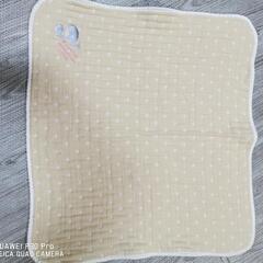 汚れ無し！❣ベビー用品　出産用品　お包み　新生児枕　おもちゃ　ヨダレかけの画像