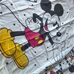 ディズニー　ミッキー　カーテンの画像