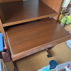 引き出し　デスク　棚の画像