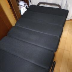 折りたたみシングルベッドの画像