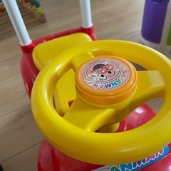 お値下げ！【アンパンマン】車の画像