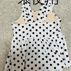 【上は未使用】　女児女の子水着　140cmの画像
