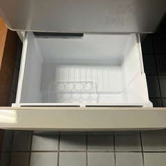 SHARP 冷蔵庫の画像