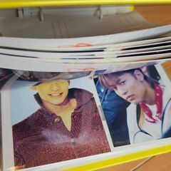 SMAP 香取慎吾 ９０年代　写真アルバム　切り抜き　バッチ　うちわ　VHS ファンクラブ冊子　等の画像