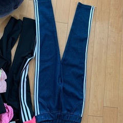 女の子の服、20着、綺麗の画像