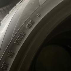 無料タイヤ　235/50R20の画像