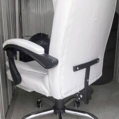 オフィスチェア　椅子　伸縮可能のオットマン　高さ調節機能　ゲーミングチェア　ホワイトの画像