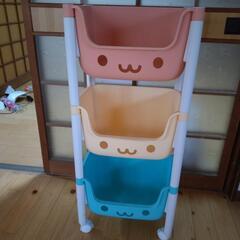 ３段ラックの画像