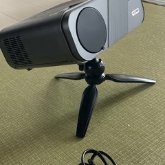 ほぼ新品プロジェクター　fire stick TVの画像