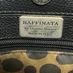 RAFFINATA本革ハンドバッグの画像