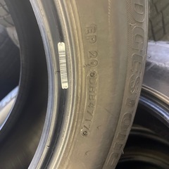 無料タイヤ　205/60R16の画像