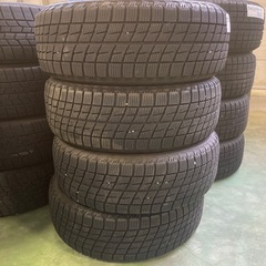 無料タイヤ　205/60R16