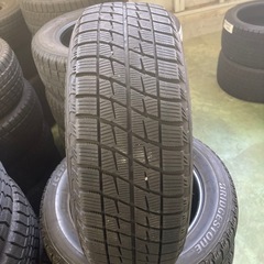 無料タイヤ　205/60R16の画像