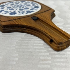 11152😸 鍋敷き 北欧レトロ 陶器製 木製フレーム の画像