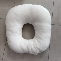 Love tree   赤ちゃん　クッション
の画像