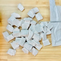 【無料】大きめ買い物袋/ゴミ袋　お譲りしますの画像