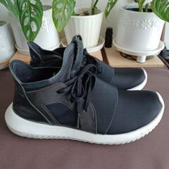 【ブランド名】adidas　レディース スニーカー
 の画像