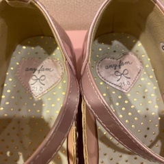 エニィファム　発表会　靴の画像