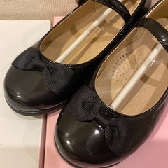 エナメルシューズの画像