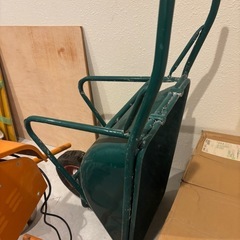 色々な工具あります（ミキサーや電動工具あり）の画像