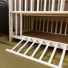 カトージ　ベビーベッドの画像