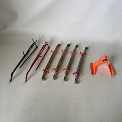 ワカサギ釣りセット 33点セット ロッド リール ロッドホルダー 餌通し 氷取り スカリ マキエスプーン 中古品  の画像