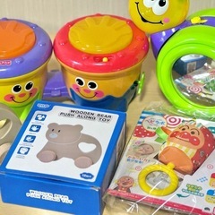 ベビー玩具【まとめ売り】おもちゃ　知育玩具　サウンドおもちゃ　フィッシャープライス（fisher price）アンパンマンラトルの画像