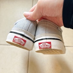 VANS 子供用スニーカー19cm シルバーグリッターの画像