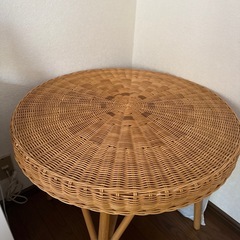 無印良品藤のテーブル
