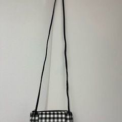 お財布　ショルダーバッグ　白黒　チェック　女の子の画像