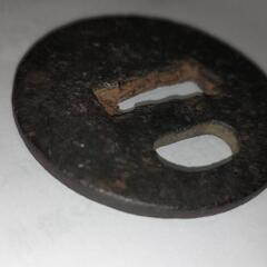 骨董品　本物の日本刀の鍔　刀装具　アンティーク　鍔　鐔　の画像