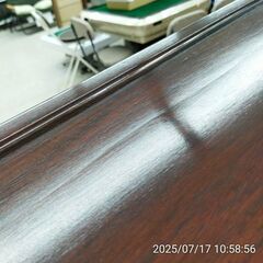 レトロな水屋箪笥の画像