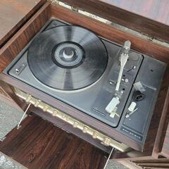 TRIO4 CHANNEL STEREO　レコードプレーヤー ターンテーブル　アンティーク　昭和　レトロ　家具調　 AM FM オーディオ機器　注意事項有の画像