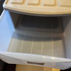 アイリスオーヤマ　押入れ収納ケース8個の画像