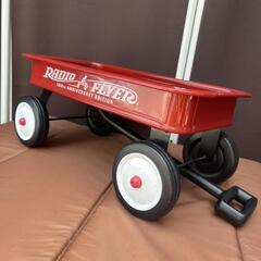 ラジオフライヤー 100周年 リトルレッド　TOY WAGONの画像