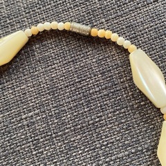 美品 白蝶貝 ネックレス アイボリーカラーの画像