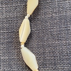美品 白蝶貝 ネックレス アイボリーカラーの画像