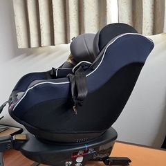 【美品】カトージ　Joie  Arc360 チャイルドシートの画像