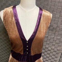 美品 ブラウン ドレス ワンピースの画像