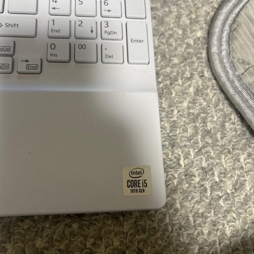   富士通　ノートパソコン　Leaf book AH series