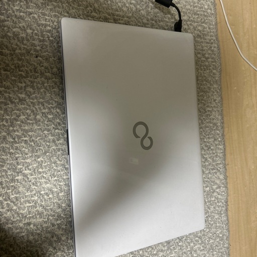 富士通　ノートパソコン　Leaf book AH series