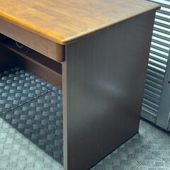 店頭引き渡し 中古 大丸木工 パソコンデスク 学習机 机 テーブル 木製の画像