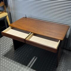店頭引き渡し 中古 大丸木工 パソコンデスク 学習机 机 テーブル 木製の画像