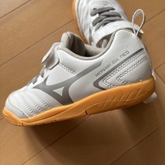 ミズノ 室内用シューズ 18㎝